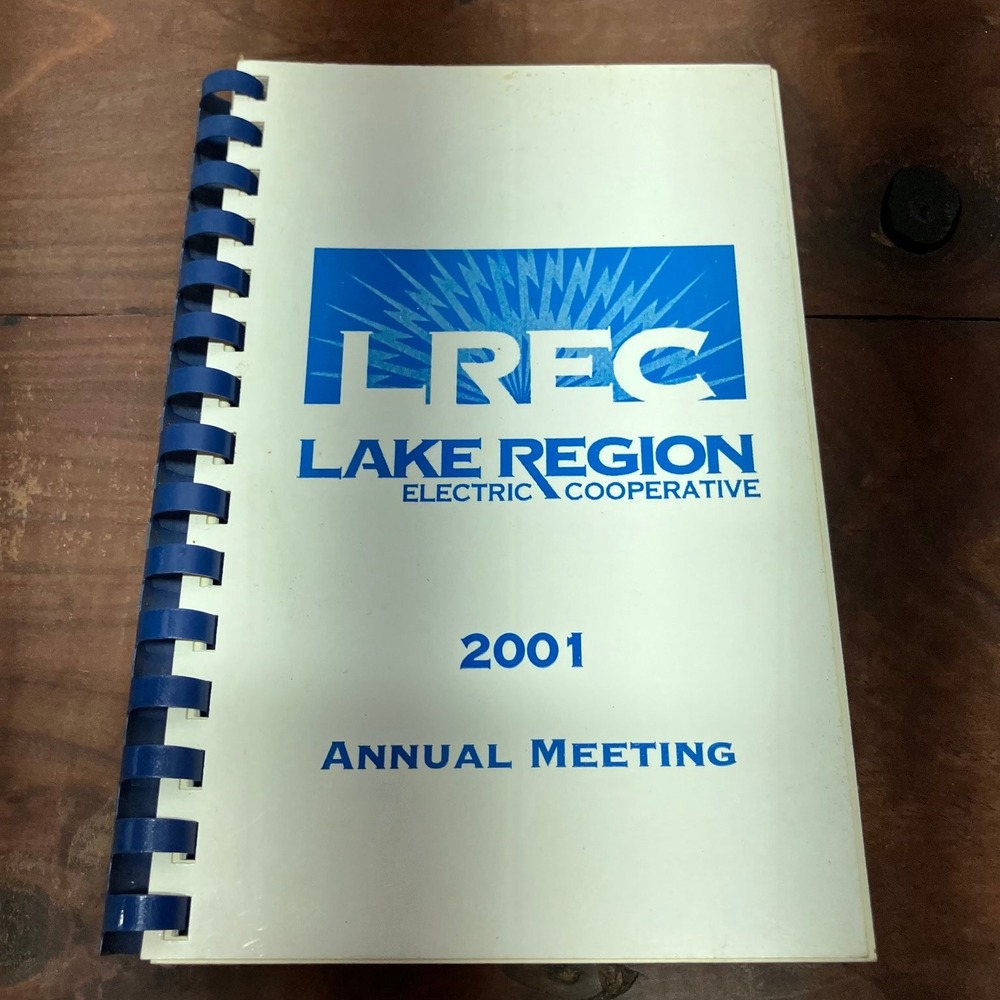 Lake Region Electric Cooperative 2001 Hulbert Oklahoma Recipe Cookbook